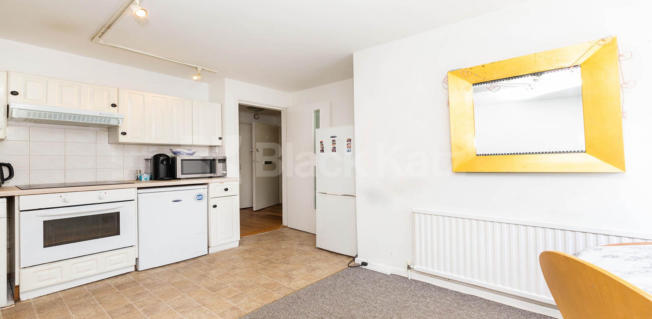 Two double bedrooms modern kitchen & bathroom mis to Marylebone Station.  Boldero Place, Marylebone